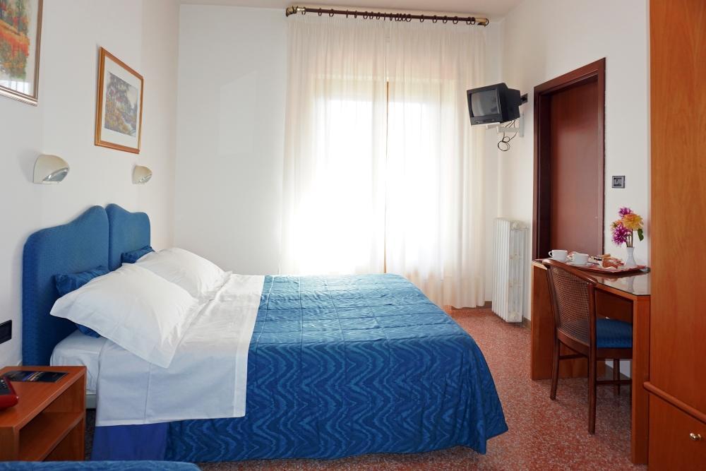 Family Hotel Como Rivisondoli Exterior photo
